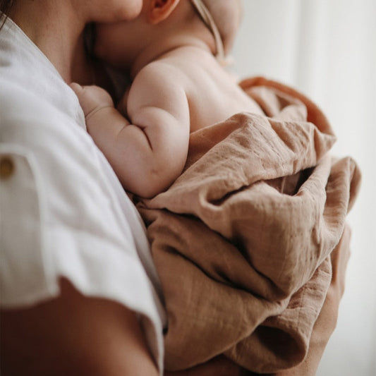 O perigo do sobreaquecimento nos bebés e dicas de como o evitar