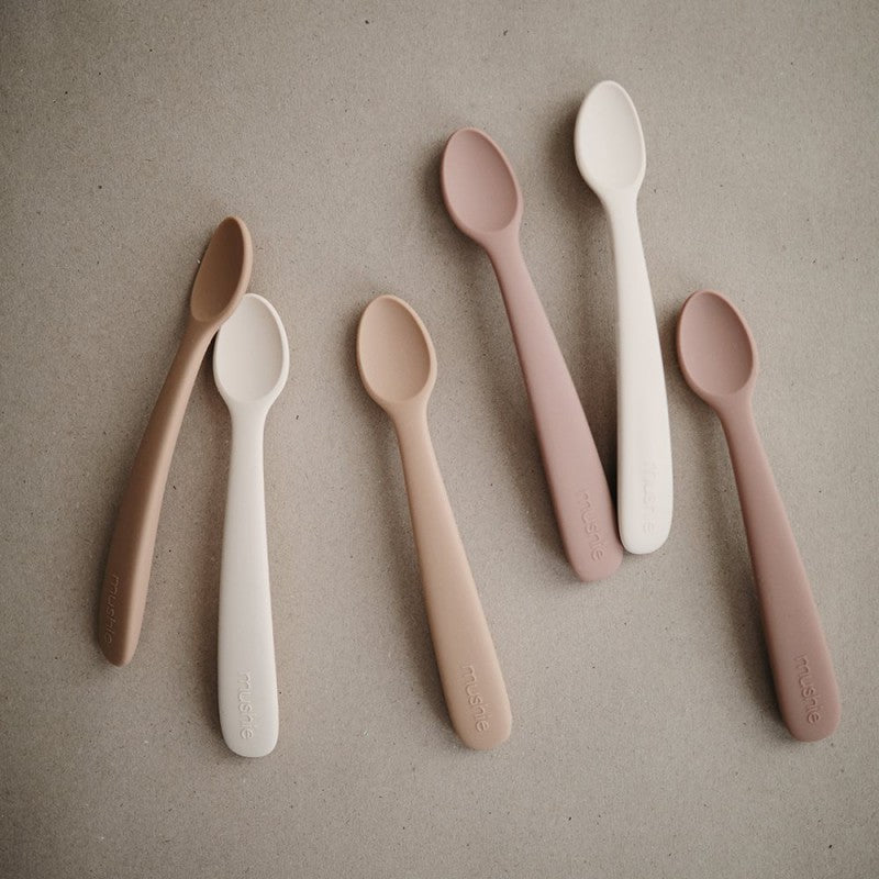 Pack de 2 colheres em silicone Shifting Sand + Blush | Mushie