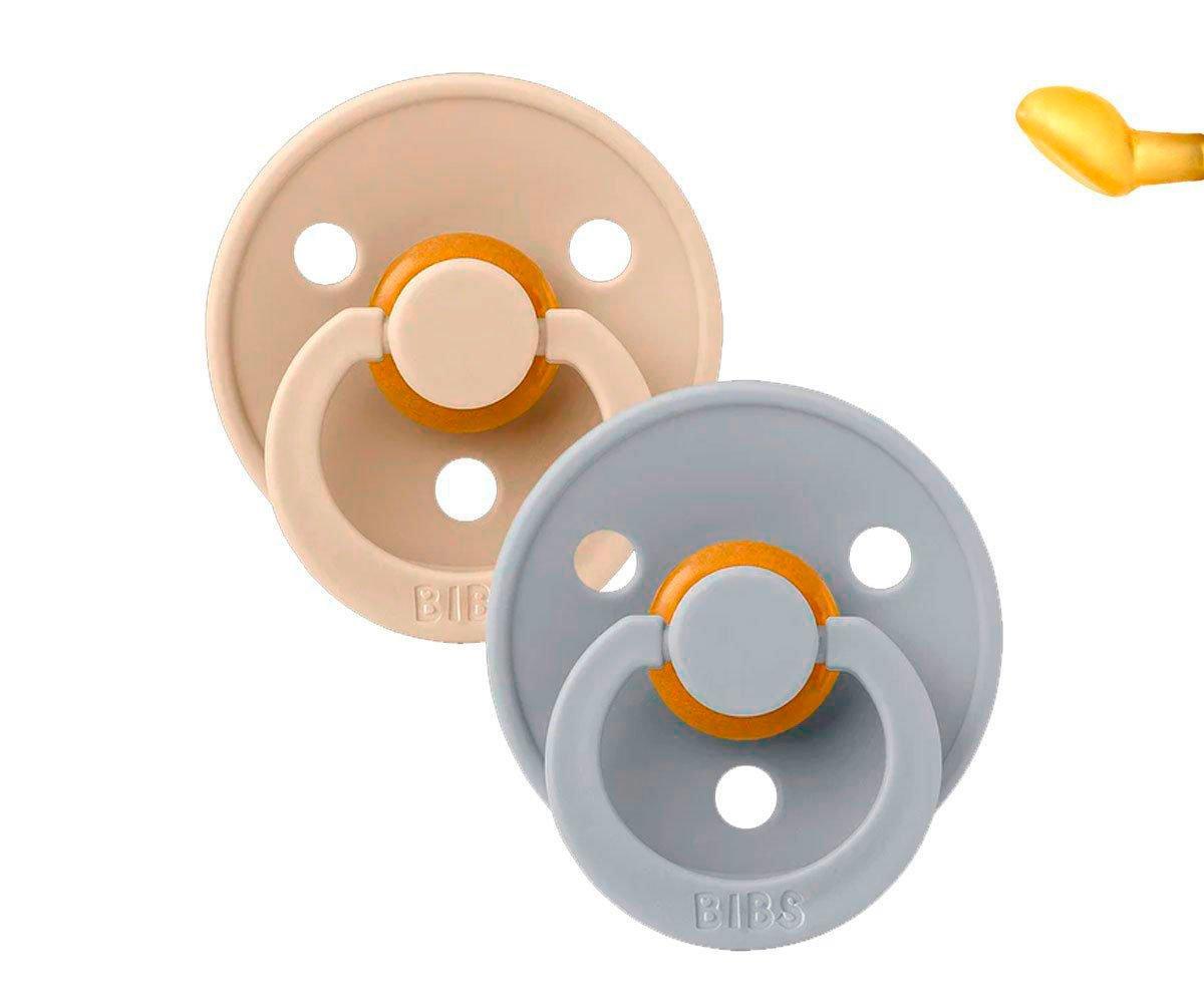 duas chupetas com tetina anatómica nas cores vanilla/cloud da marca bibs
