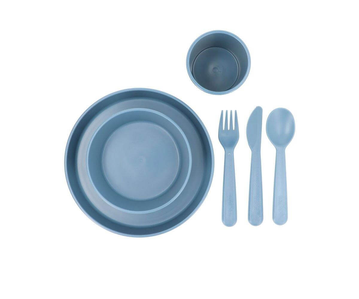Conjunto de refeição com prato, tigela, talheres e copo na cor Marine da marca Tutete
