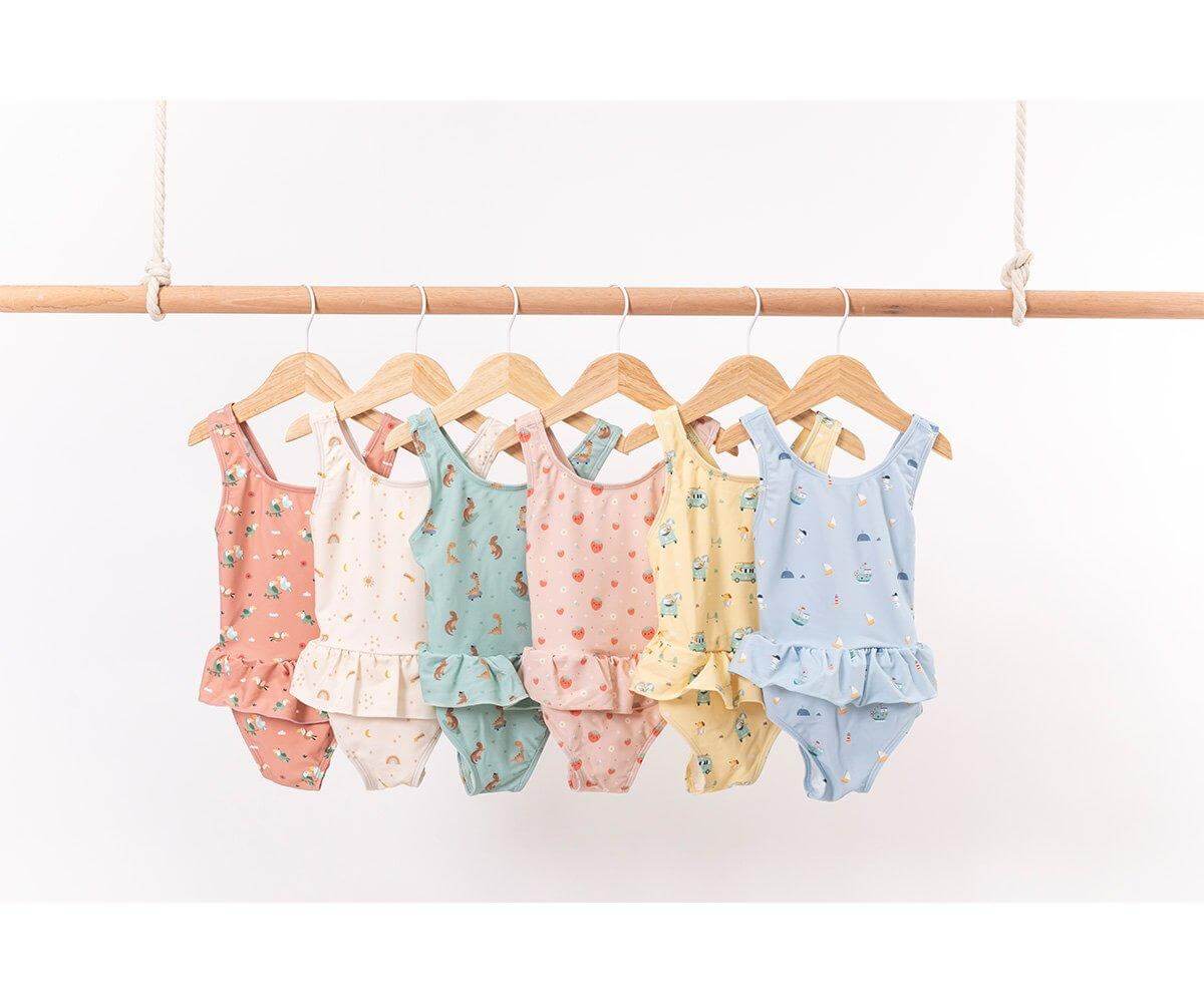 cores do fato de banho infantil com folhos da marca monneka