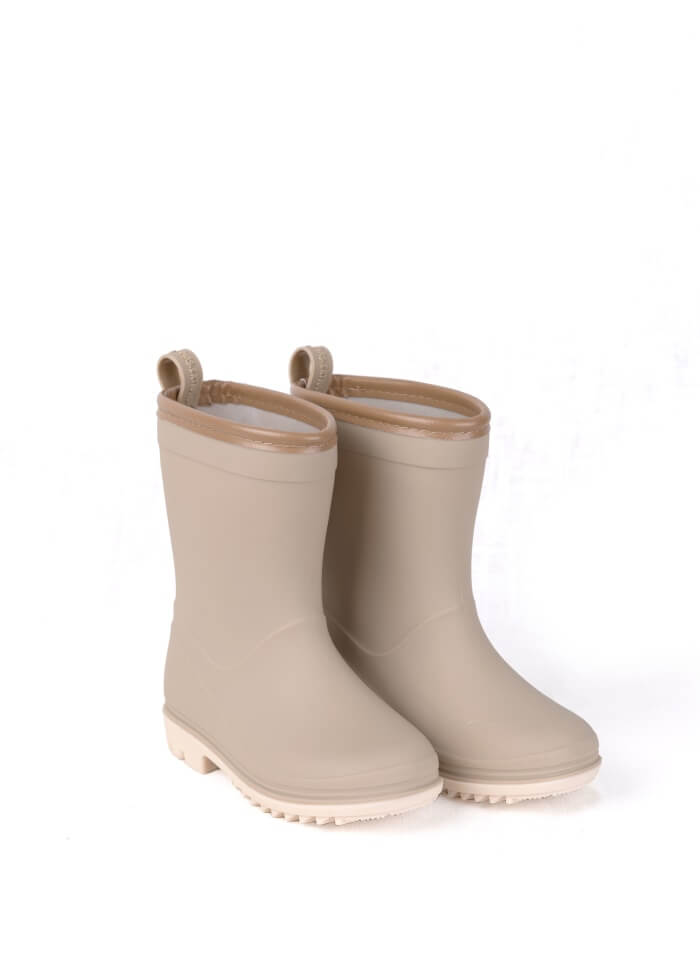 Botas infantis para a chuva na cor taupe da marca Mrs ertha (galochas)