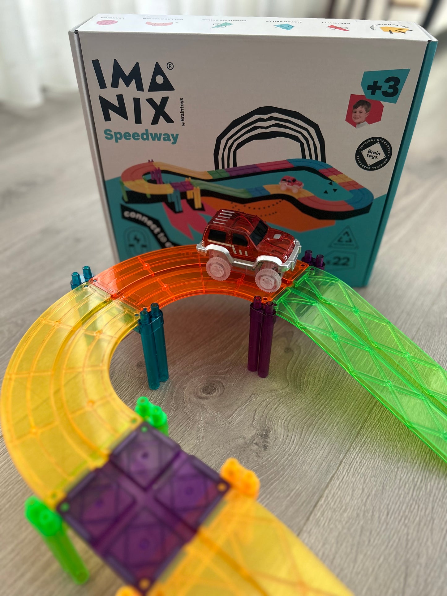 Imanix Speedway 22 Peças | Braintoys