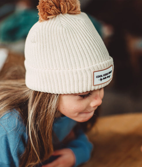 Gorro infantil Block Sandy da marca Hello Hossy Em detalhe