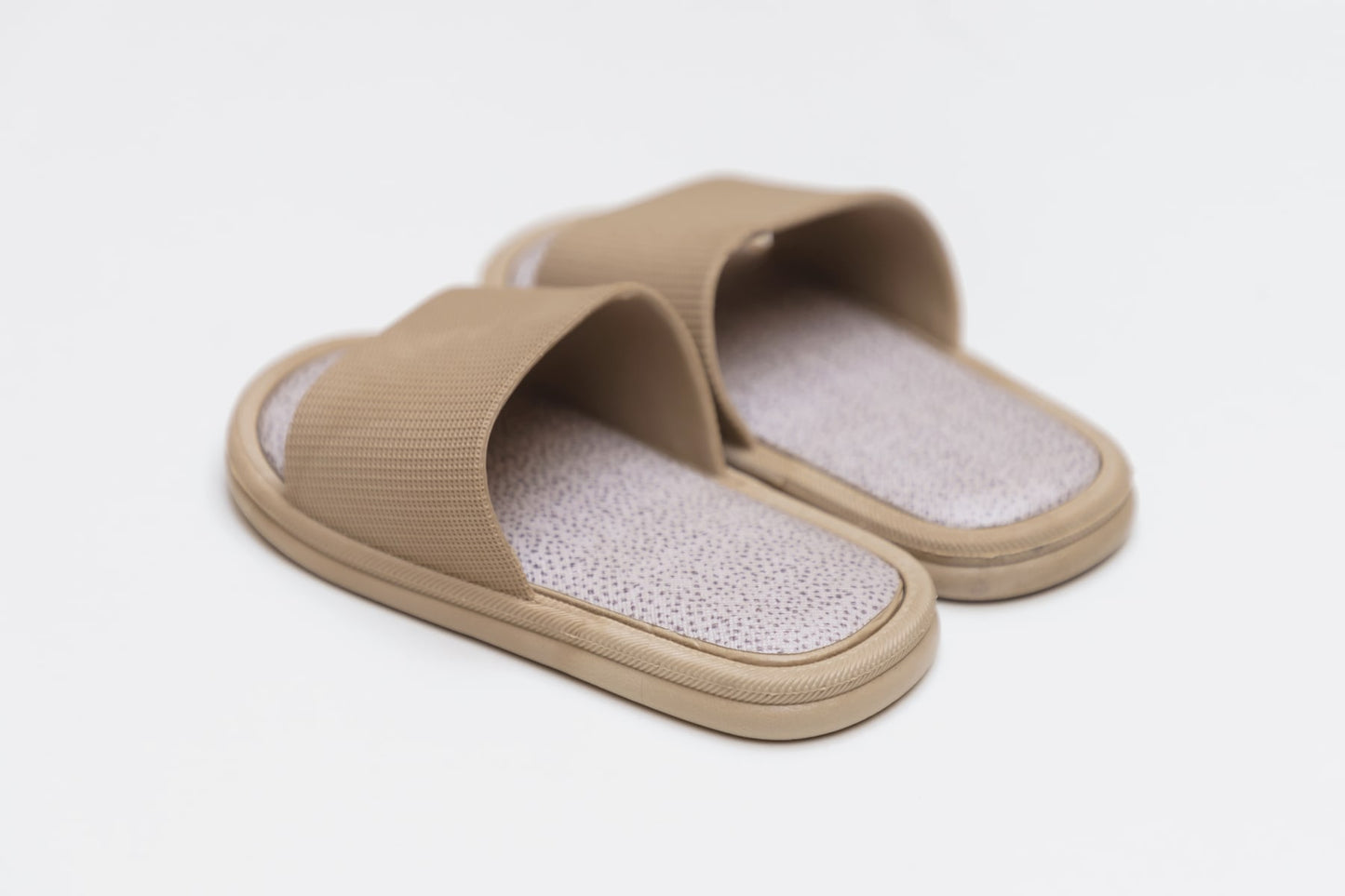 Tongs d'été taupe | Mme Erta