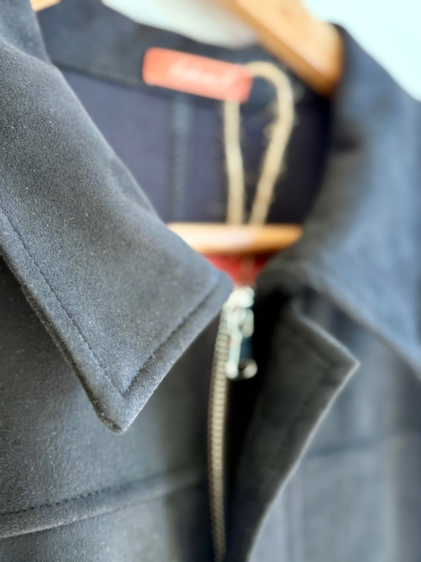 Colete com fecho preto | Minhámê