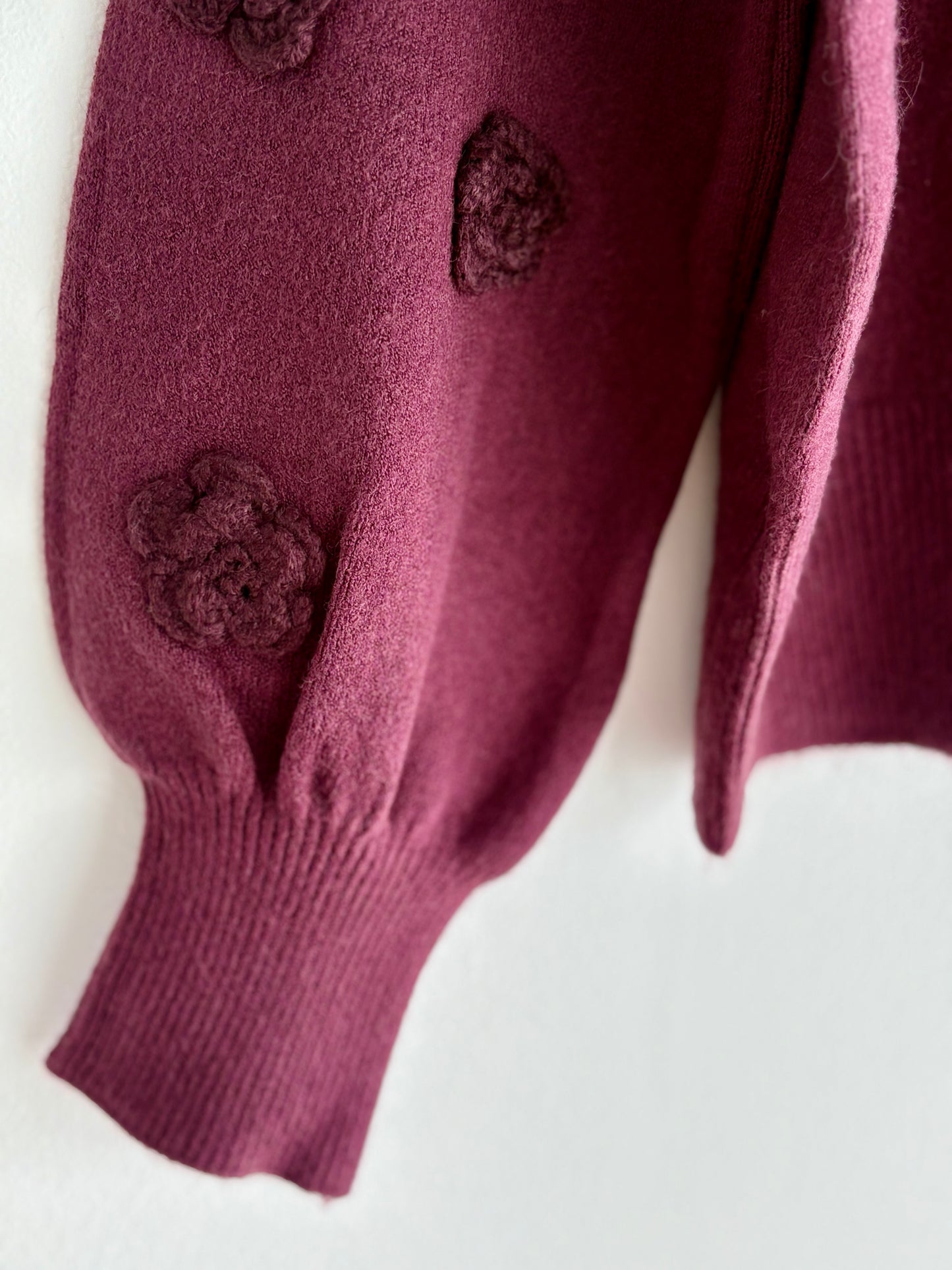 Casaco de malha mangas flores burgundy | Minhámê