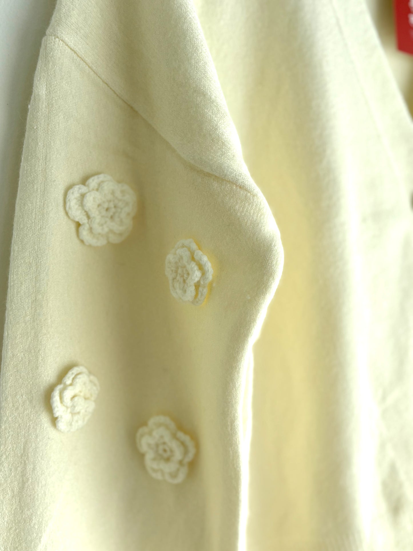 Casaco de malha mangas flores creme | Minhámê