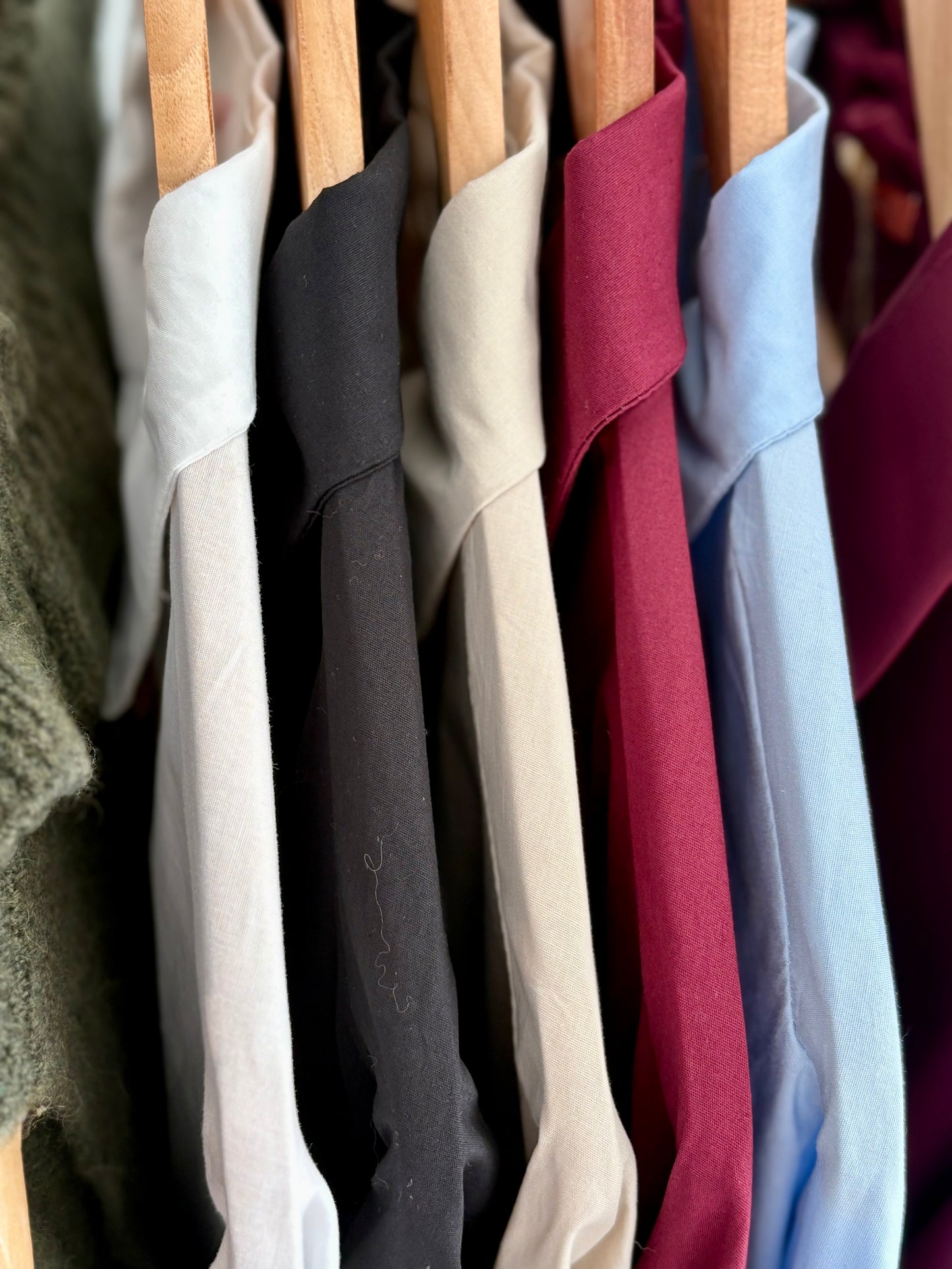 Camisa com botões dourados azul | Minhámê