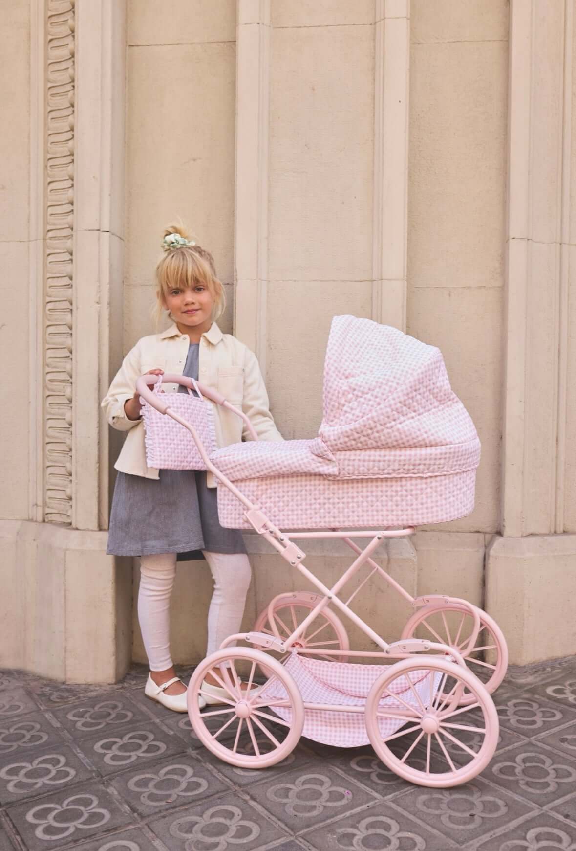 Carrinho de Bonecas Vintage Vichy | Monneka