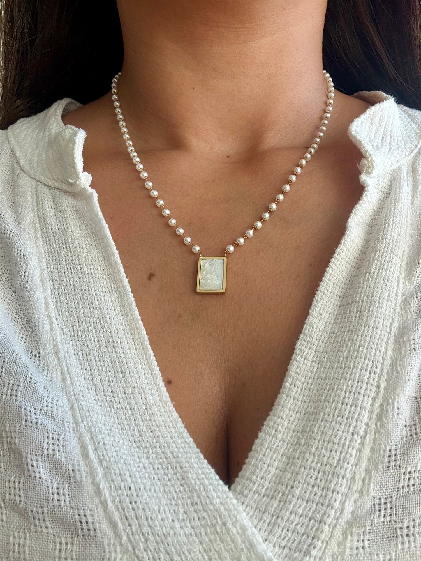 Colar com medalha em madrepérola retangular | Minhámê