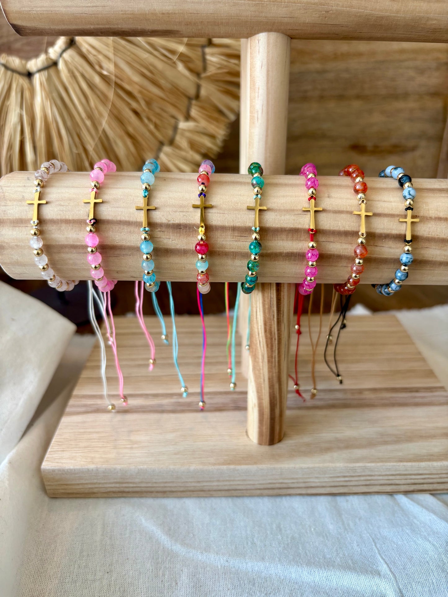 Pulseira contas e cruz | Minhámê