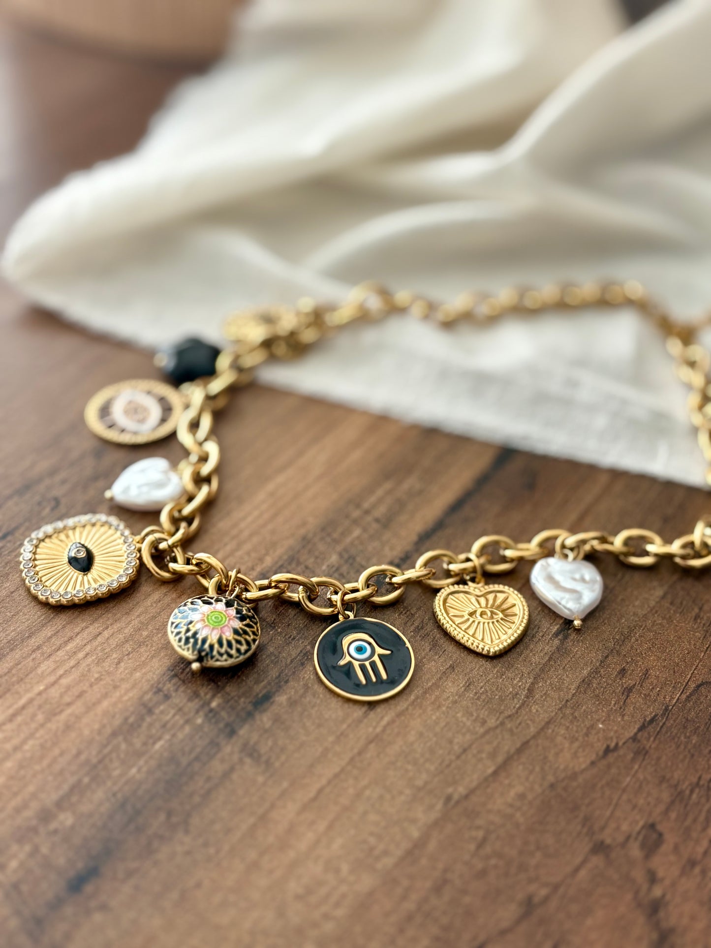 Colar Charm Olho Turco | Minhámê