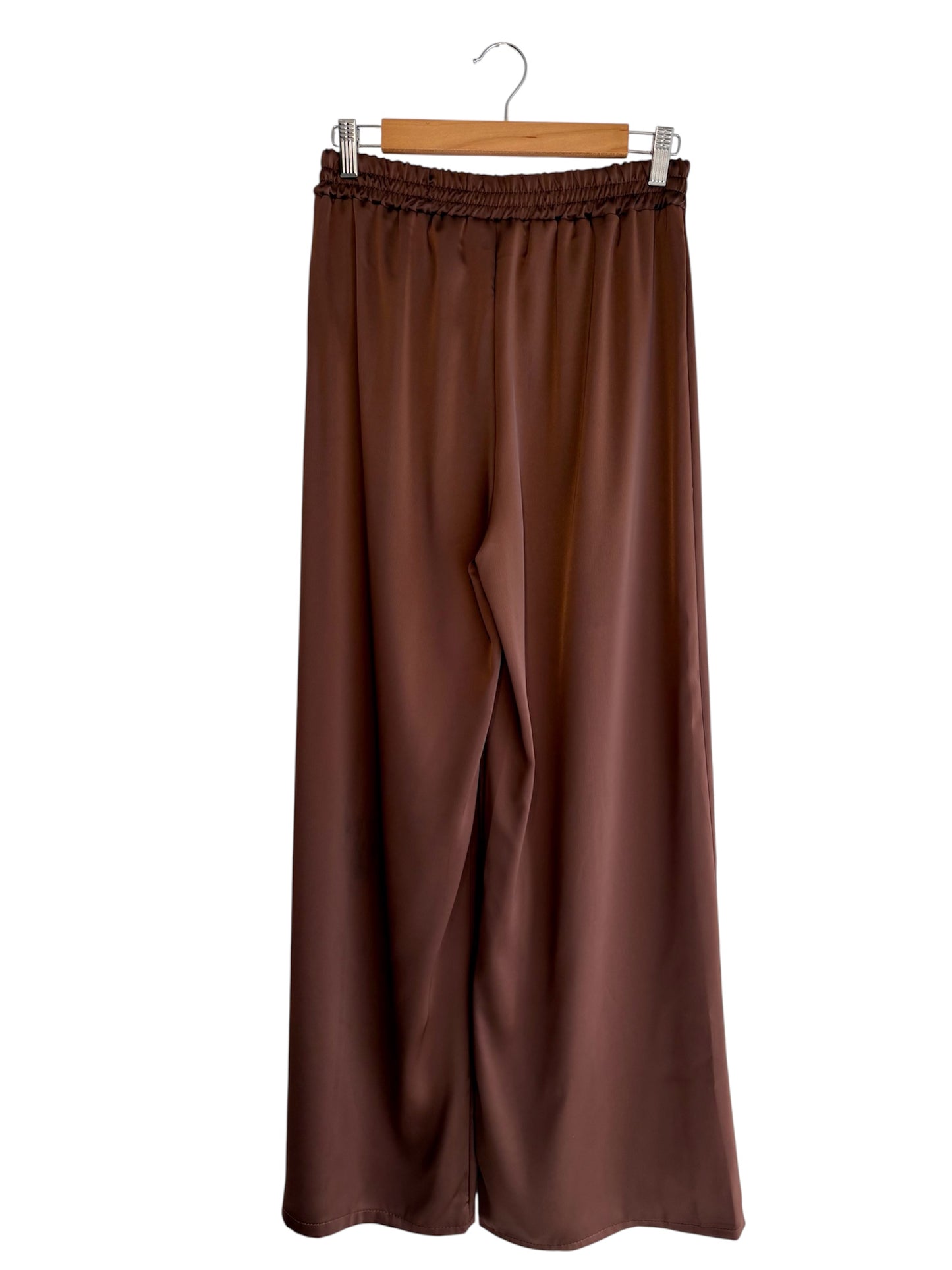 Conjunto calças, camisa e top castanho | Minhámê