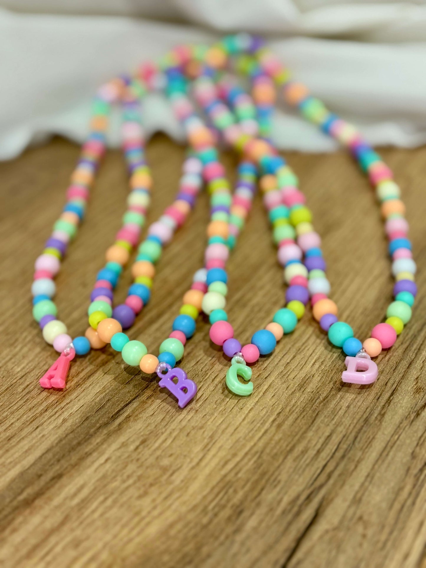 Colar Infantil com Letra | minhámê