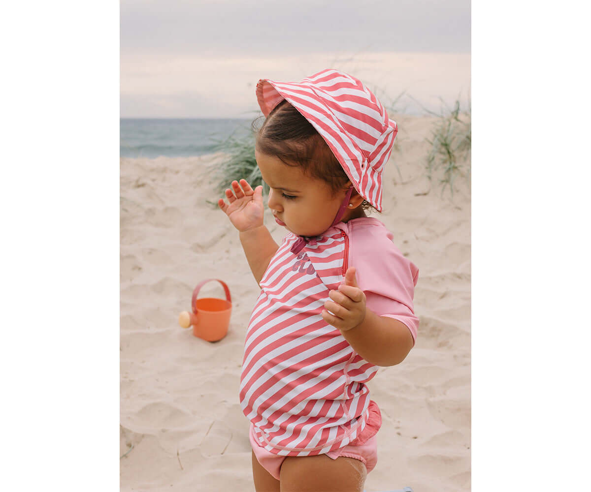 Chapéu reversível com Proteção Solar Stripes Bloom & Blush | Monneka