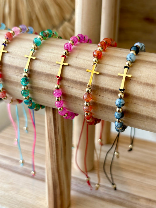 Pulseira contas e cruz | Minhámê