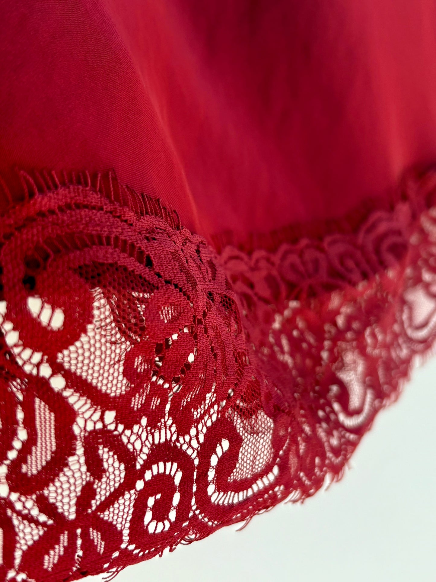 Saia com Renda Bordeaux | Minhámê