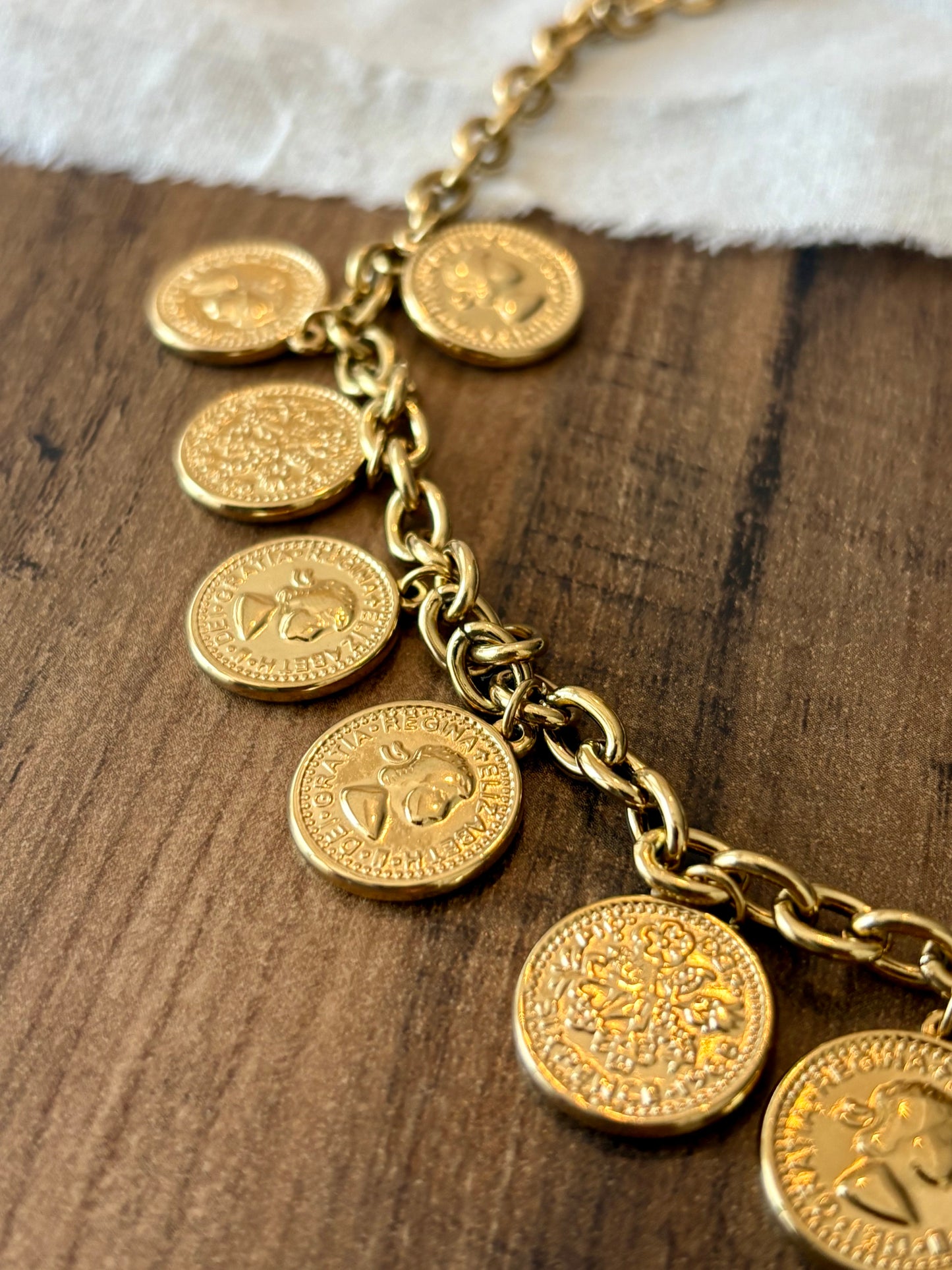 Colar Charm Elizabeth | Minhámê
